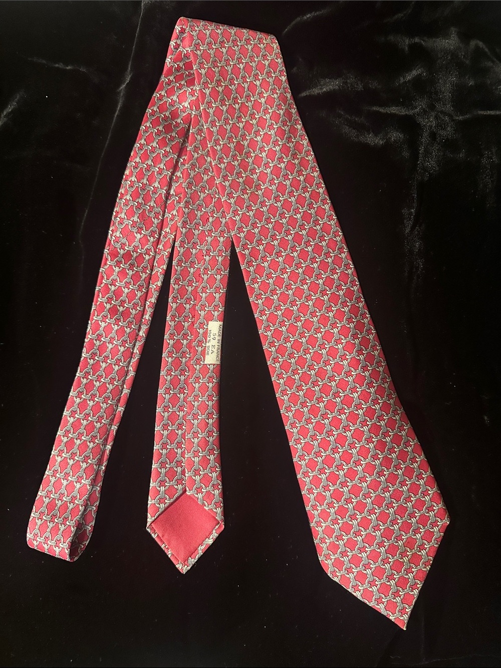 Hermes Pink Silk Geometric Men's Tie